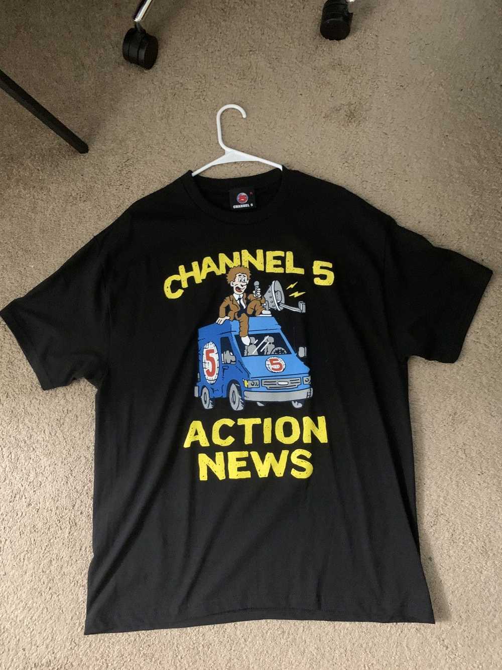 Streetwear CHANNEL 5 ACTION NEWS TEE / XL - image 1