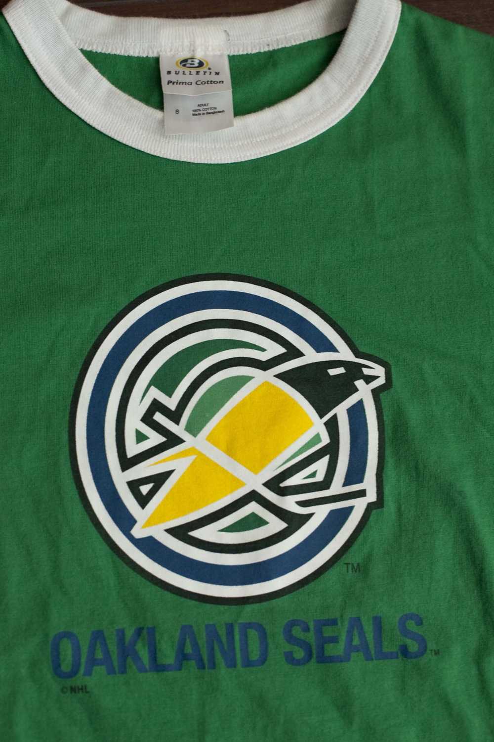 NHL Oakland Seals T Shirt Bulletin Vintage Hockey… - image 2