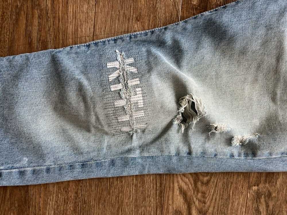 Kith Kith Denim Light Wash distressed size 33 - image 2