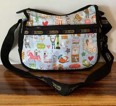 LESPORTSAC Artist in residence ショルダーバッグ Lesportsac Artist In Residence Crossbody Messenger Bag 11”X