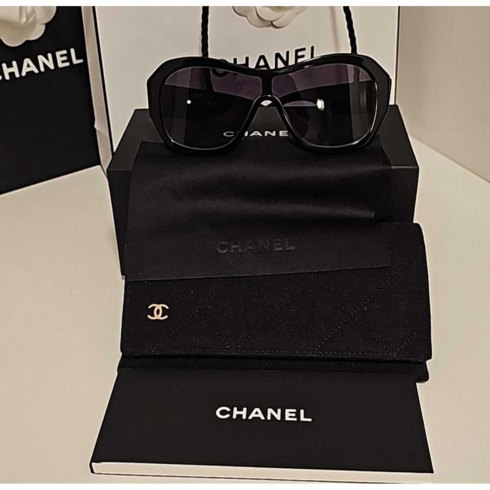 Chanel Oversized sunglasses - image 3