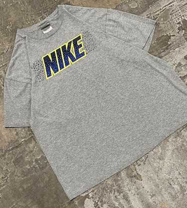 Nike × Streetwear × Vintage Nike vintage spell out