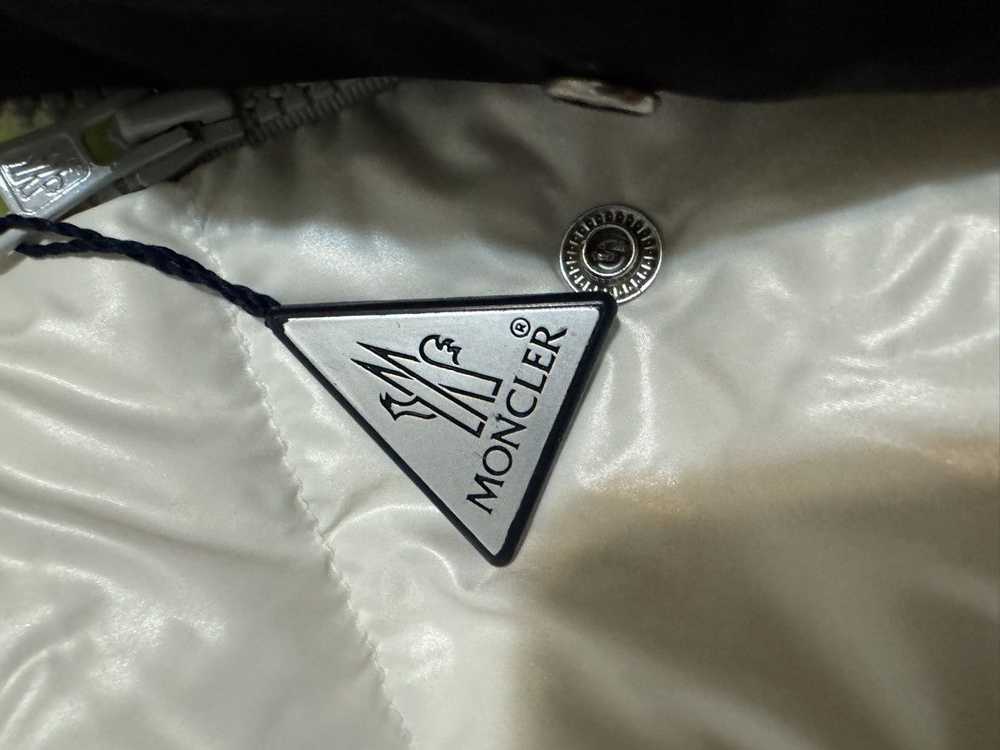 Moncler Moncler down maury jacket Sz 7 - image 10