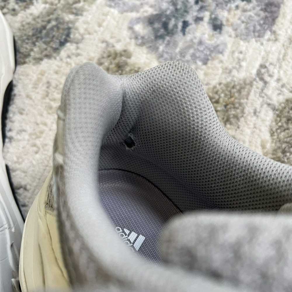 Adidas × Kanye West Yeezy 700 v2 Static - image 8