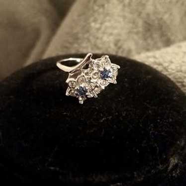 18kt Hge Ring - Gem