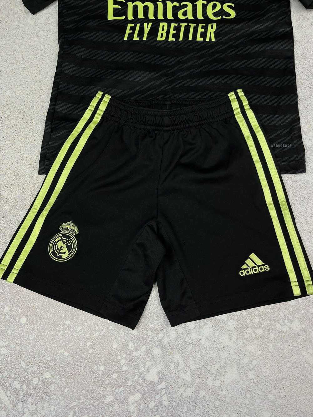Adidas × Art of Football × Real Madrid Real Madri… - image 3