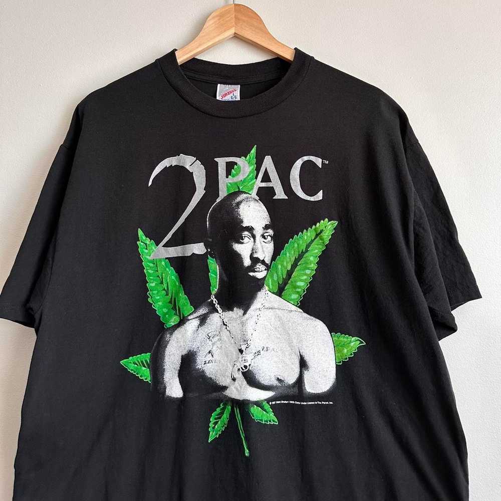 Band Tees × Rap Tees × Vintage Vintage 1997 Tupac… - image 3