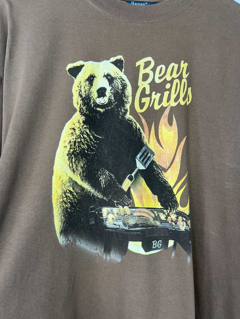 Fun Time × Streetwear × Vintage Bear Grills Hunny… - image 5