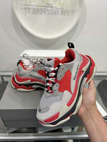 Balenciaga Balenciaga Red/Grey Triple S Sneakers S