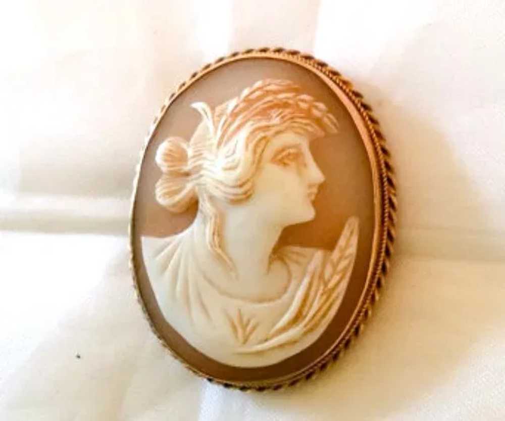 Victorian Cameo Pendant, 9K Gold, Goddess Ceres, … - image 2