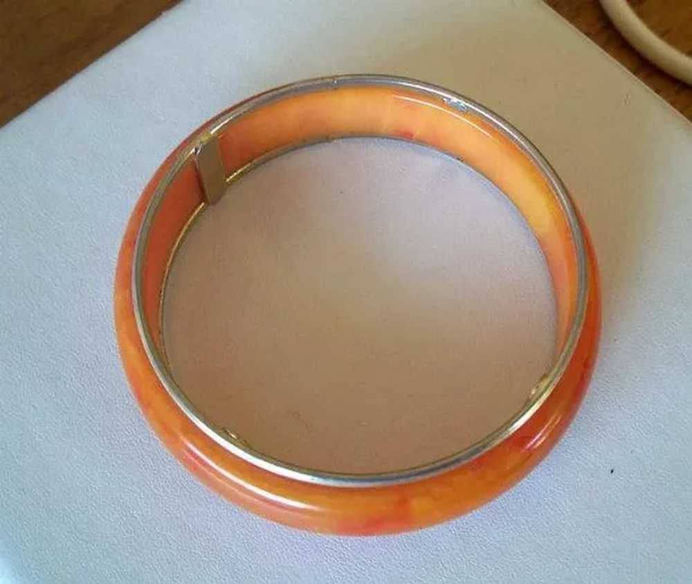 Marbled Orange Swirl Bakelite Bracelet Bangle wit… - image 3