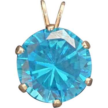 14k Blue Topaz Solitaire Pendent