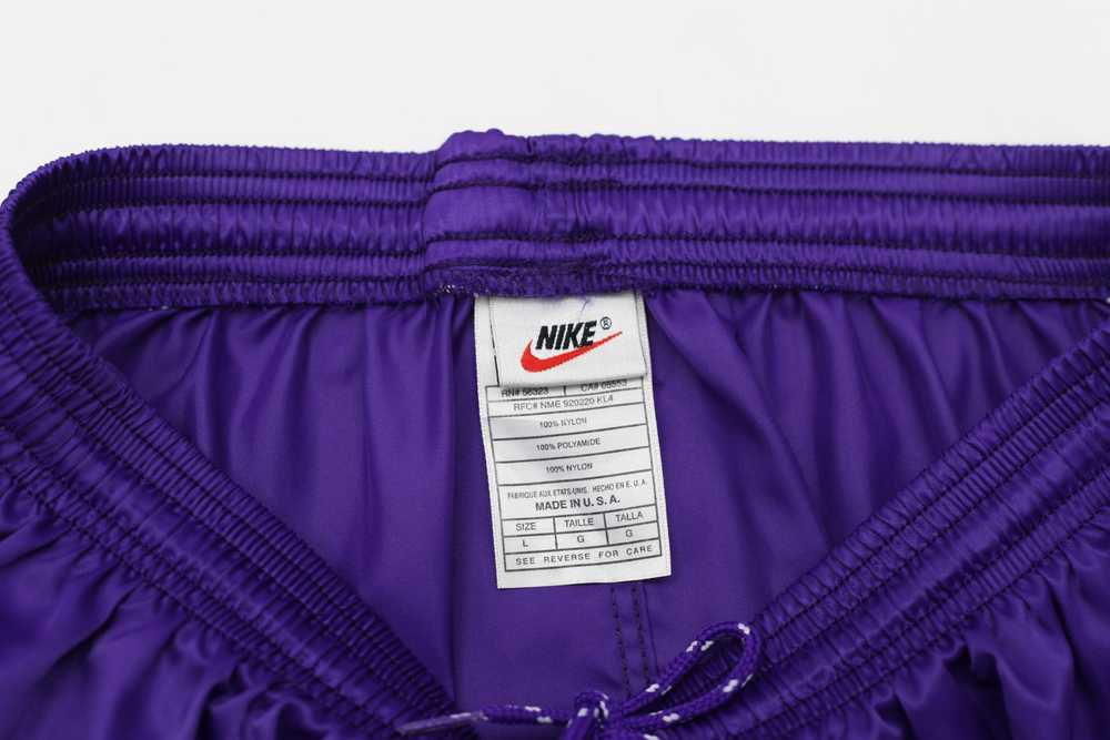 90's Vintage Nike Embroidered Purple Nylon Shorts… - image 3