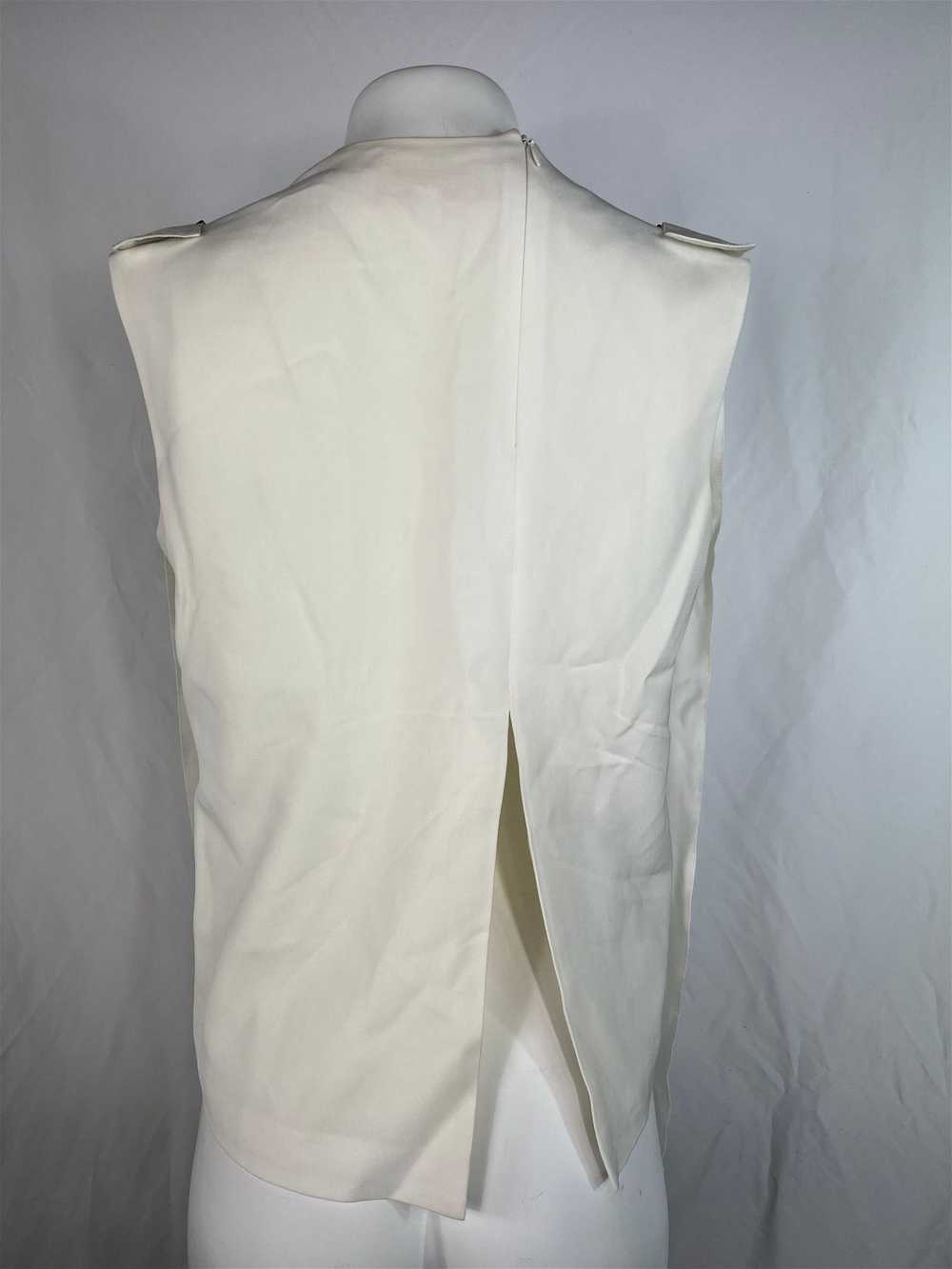 Akira Naka White Top Blouse, Size 3 - image 4