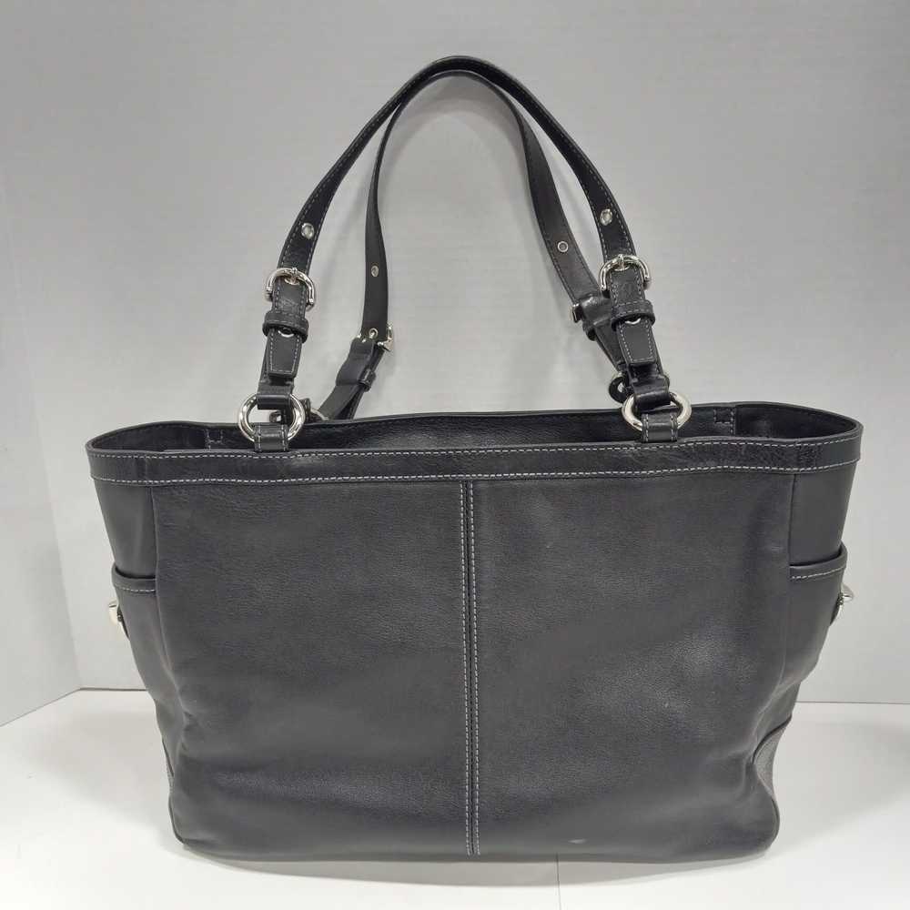 Authentic COACH Smooth Leather Shoulder Bag - image 4