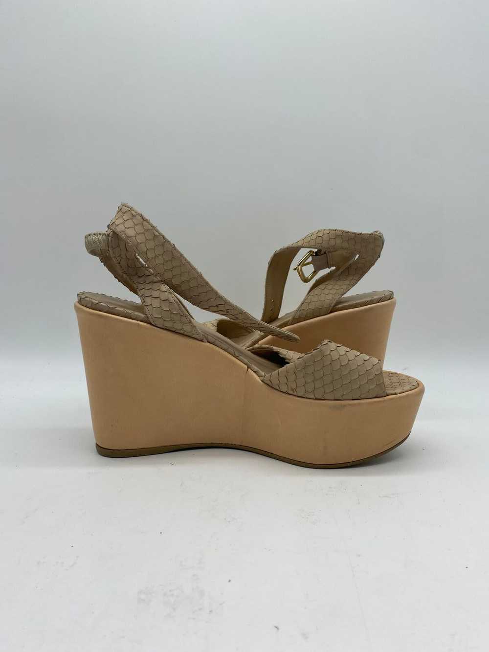 Authentic Stuart Weitzman Beige Platform Heel W 6 - image 1