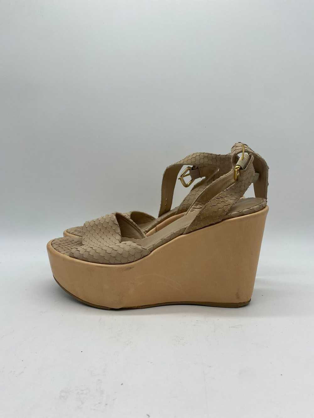 Authentic Stuart Weitzman Beige Platform Heel W 6 - image 2