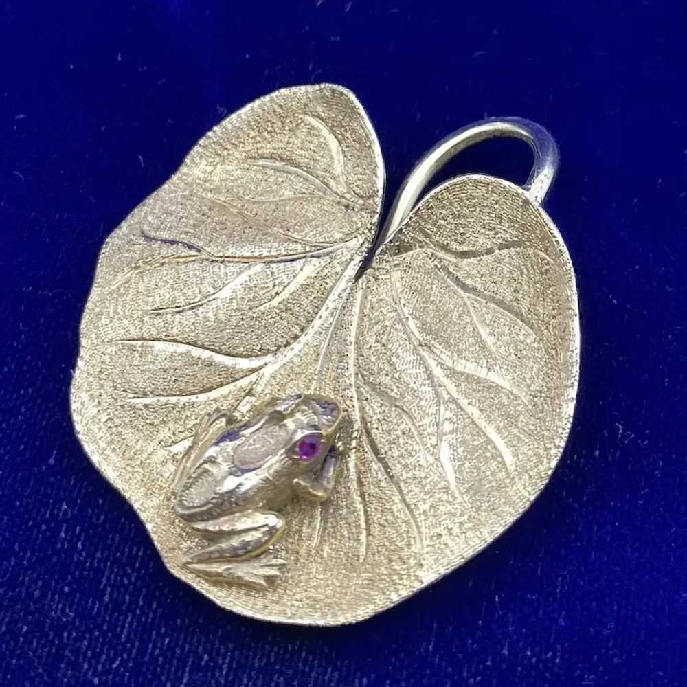 Amazing Harry S. Bick 14K Frog on Lily Pad, Brooc… - image 3