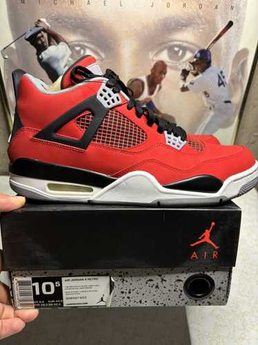 Jordan Brand Jordan Retro 4 ‘toro’