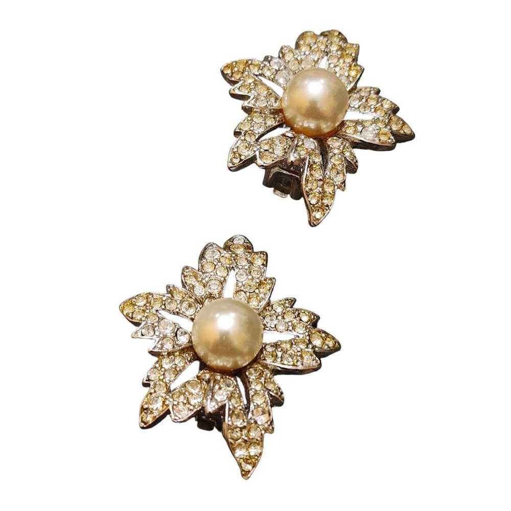 Kenneth Jay Lane Pearl earrings - image 2