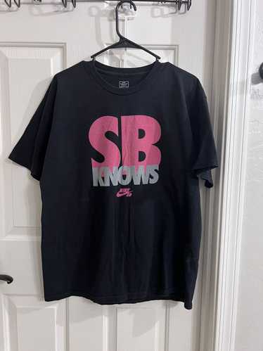 Nike Nike SB t shirt ‘SB Knows’- Size L