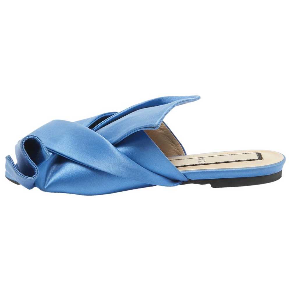 N°21 Cloth flats - image 1