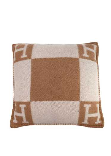 Managed by hewi Hermes avalon cushion