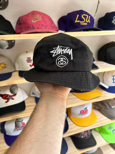 Vintage 2000s Stussy Bucket Hat Small