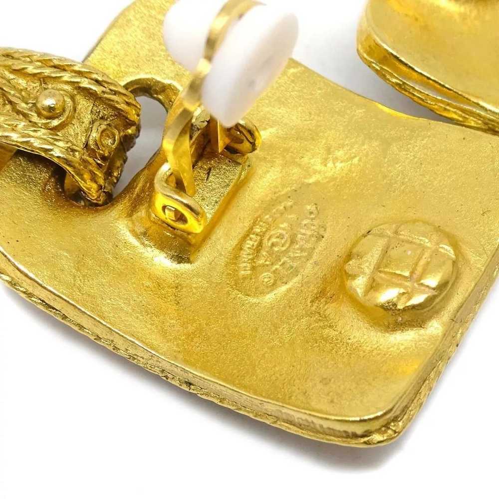 Chanel Yellow gold earrings - image 10
