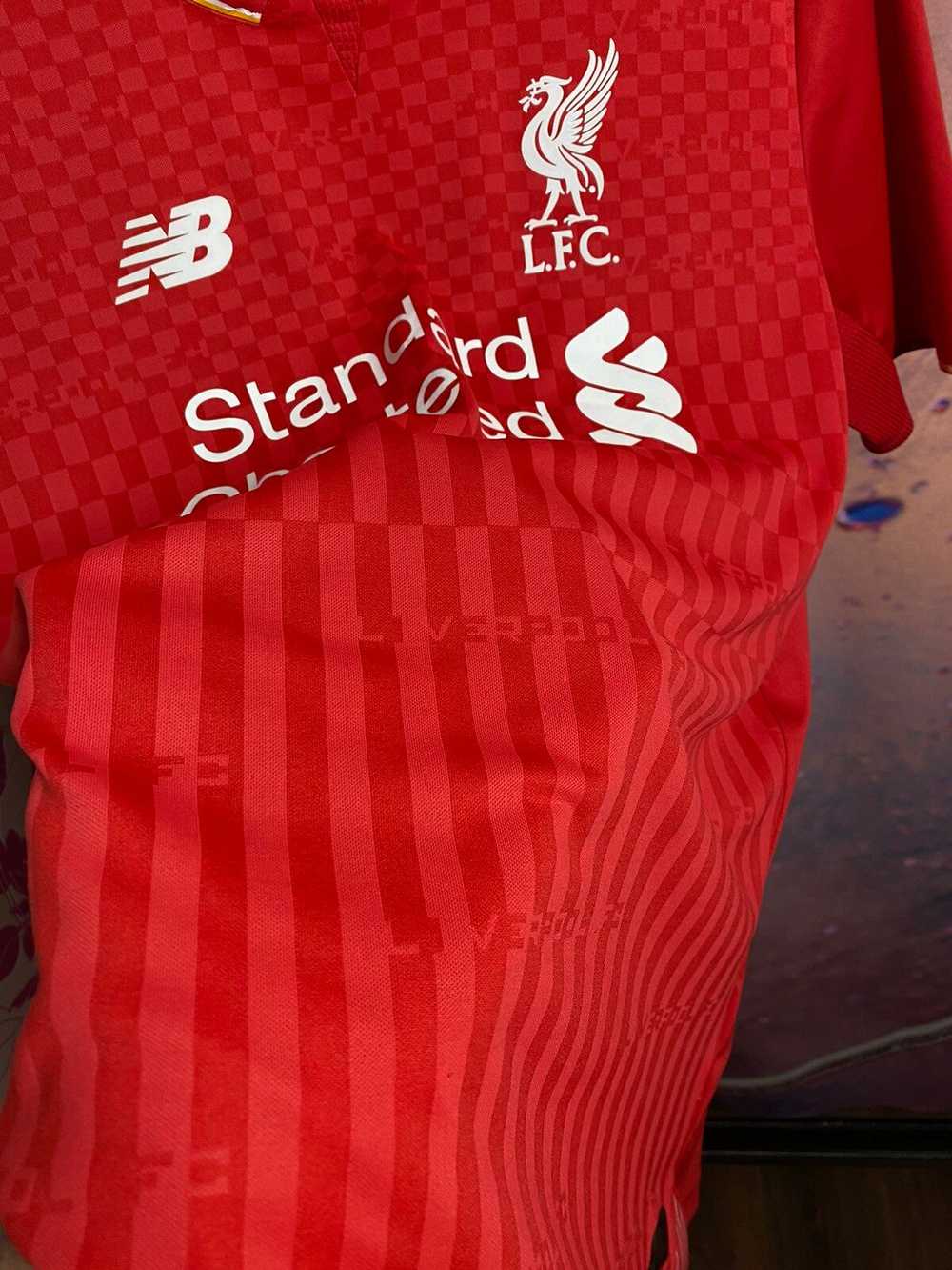 Liverpool × Soccer Jersey × Vintage Liverpool str… - image 4