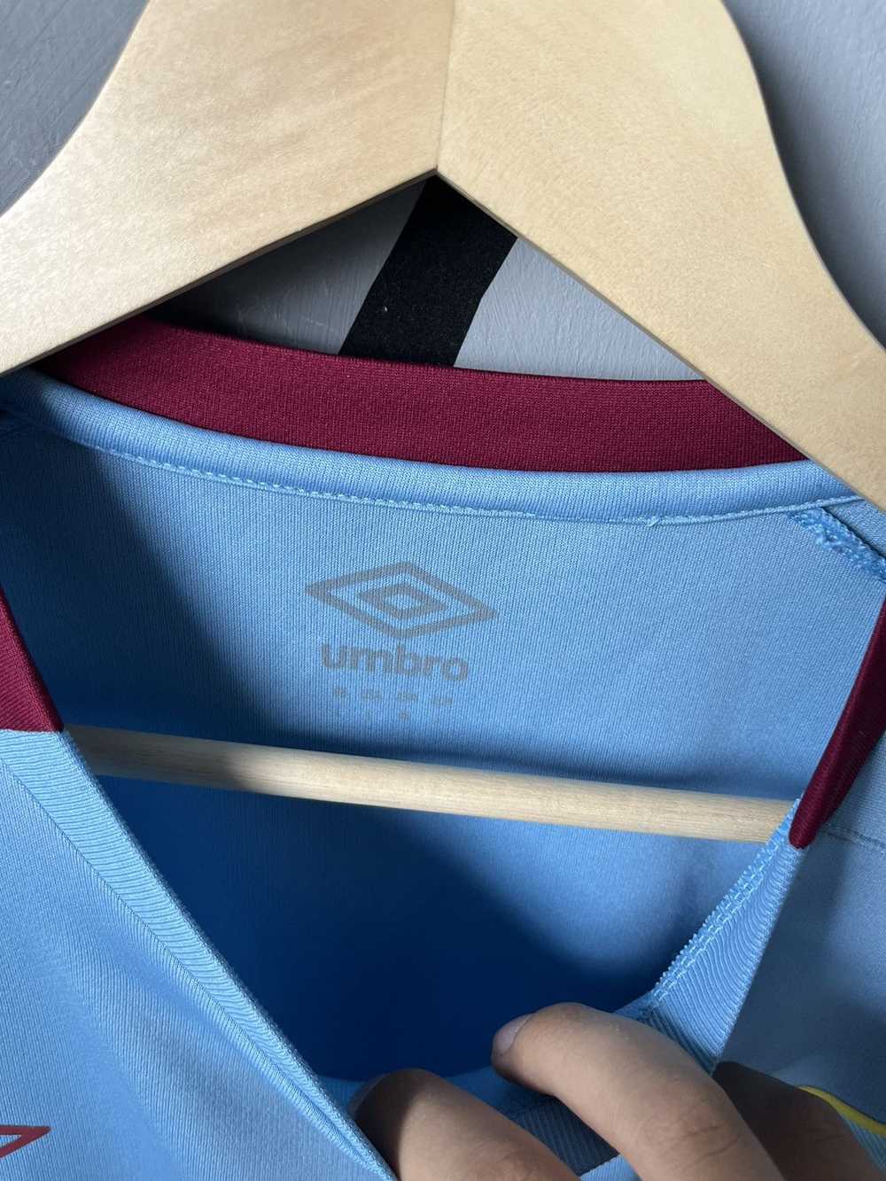 Soccer Jersey × Streetwear × Umbro Umbro Burnley … - image 3