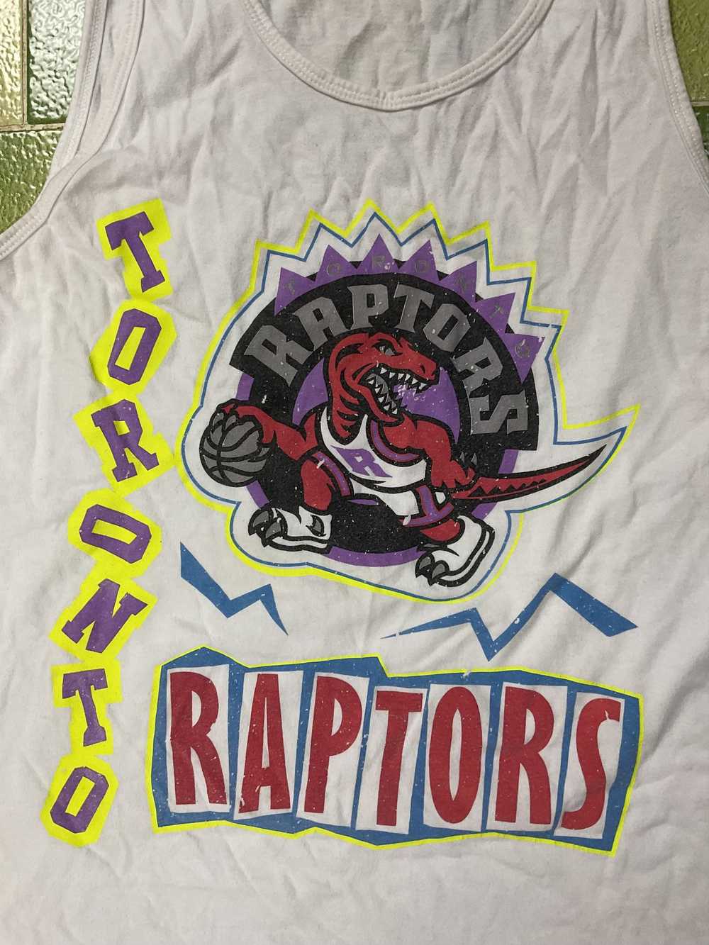 Champion × NBA × Vintage NBA Toronto Raptors T-Sh… - image 8