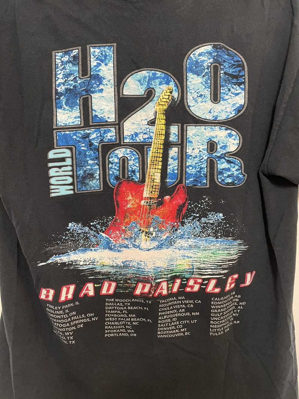 Band Tees × Vintage 2010 Brad Paisley H20 Concert… - image 6