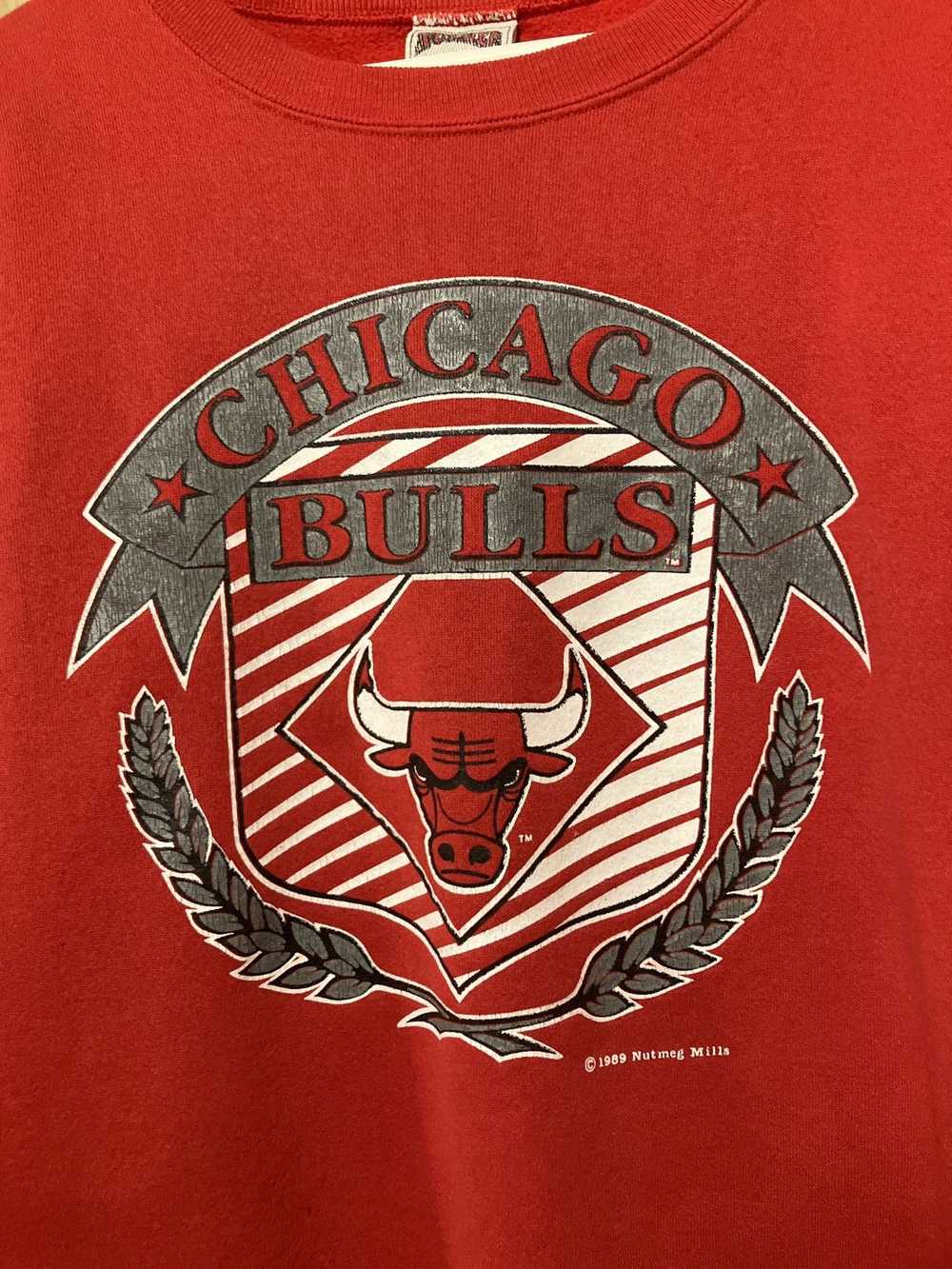 Nutmeg Mills × Vintage Vintage Chicago Bulls Crew… - image 11