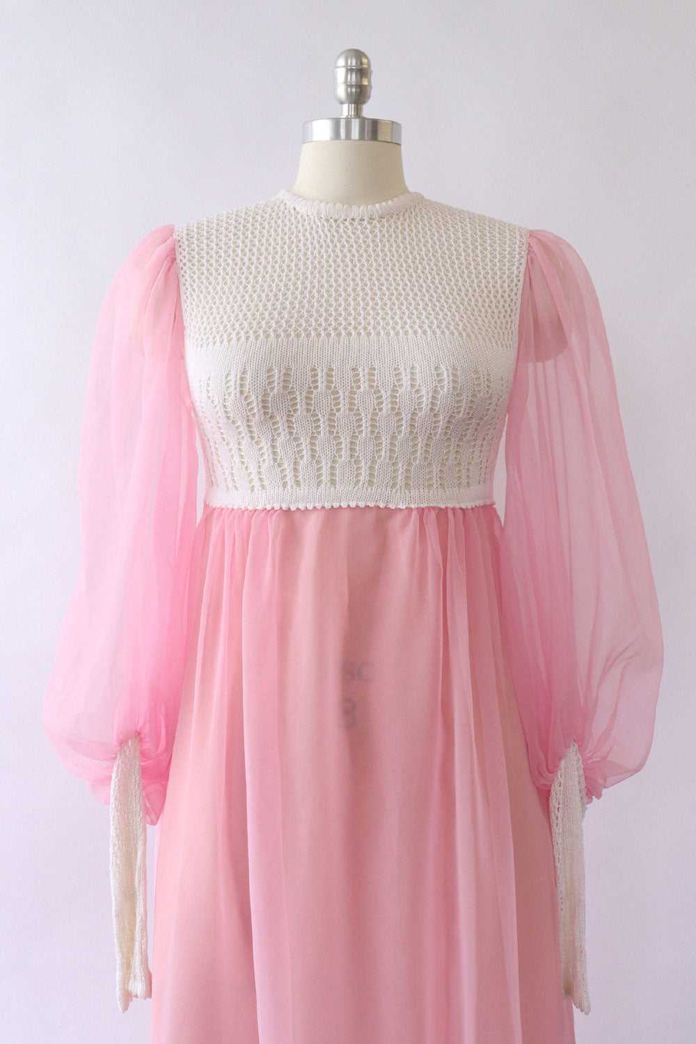 Hilary Floyd Bubblegum Chiffon and Crochet Maxi X… - image 4