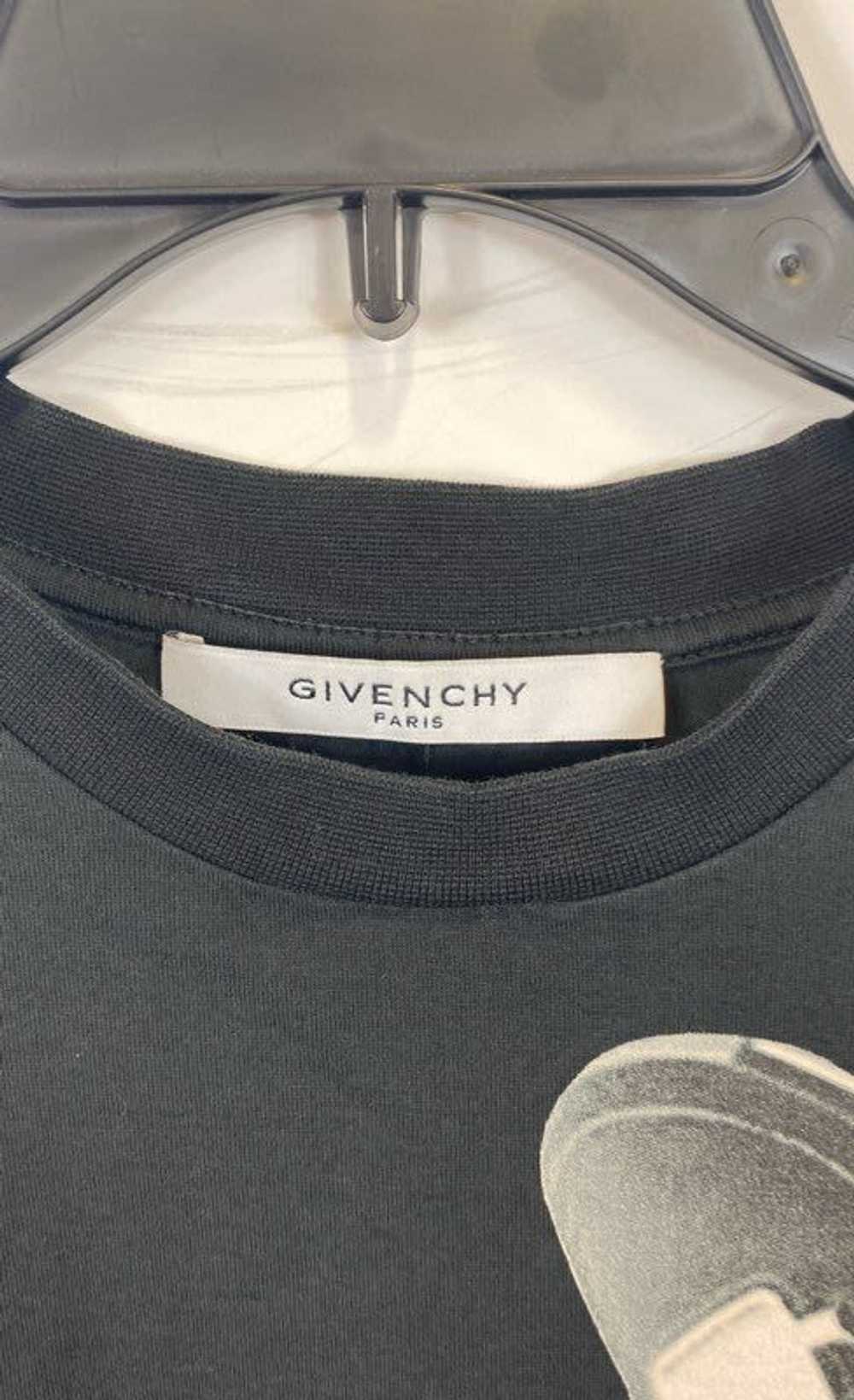 Givenchy Black T-shirt - Size Medium - image 3