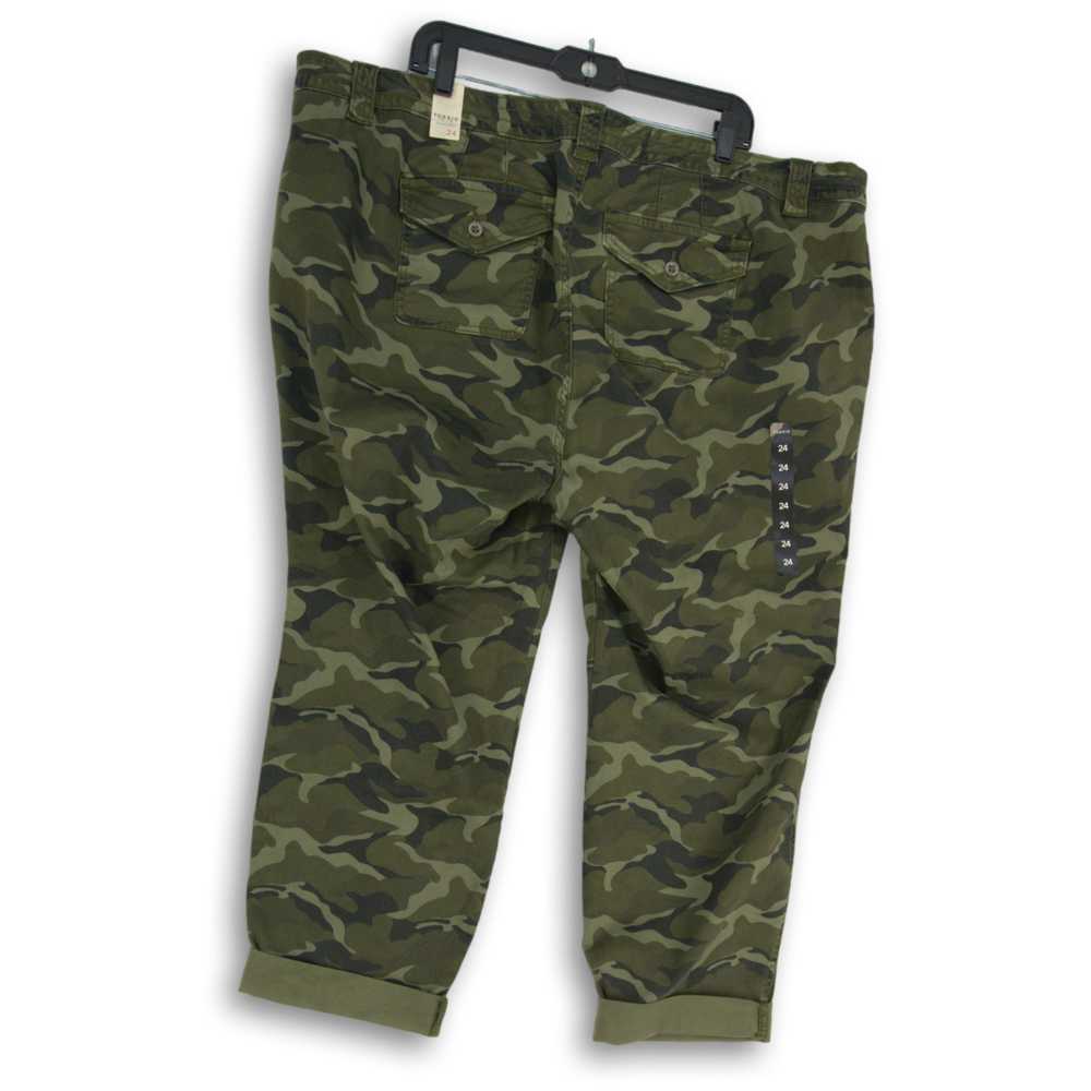NWT Torrid Womens Cropped Pants Camouflage Cuffed… - image 2