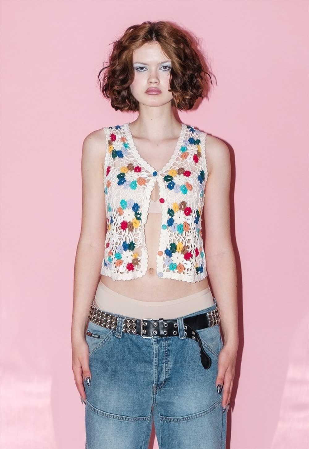 Vintage Y2K festival flower power crochet crop to… - image 1