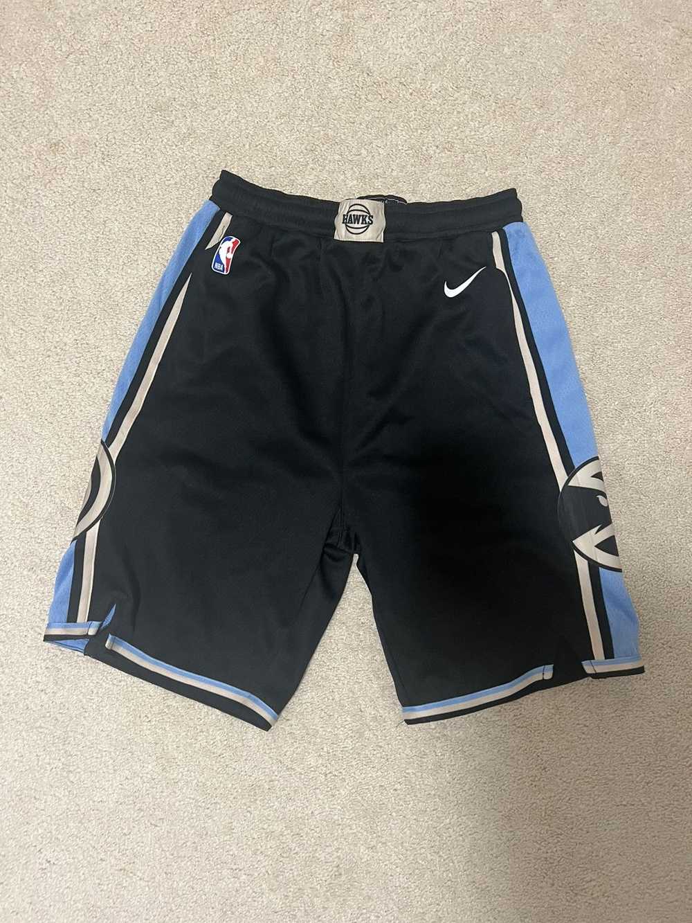 NBA S Nike NBA Atlanta Hawks Basketball Shorts - image 1