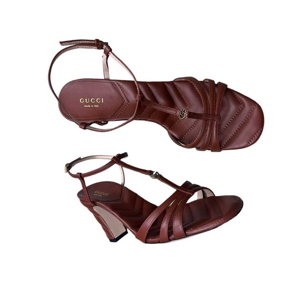 Gucci Double G leather sandal - image 2