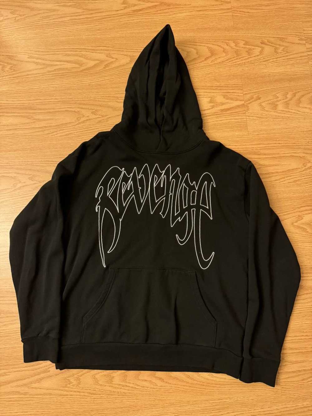 Revenge × Streetwear Revenge Embroidered Outline … - image 1