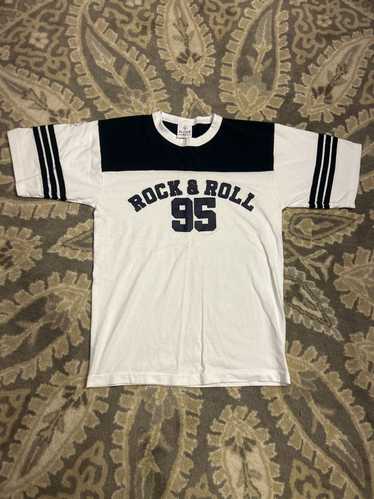 Rock T Shirt × Streetwear × Vintage Vintage 90s Ro