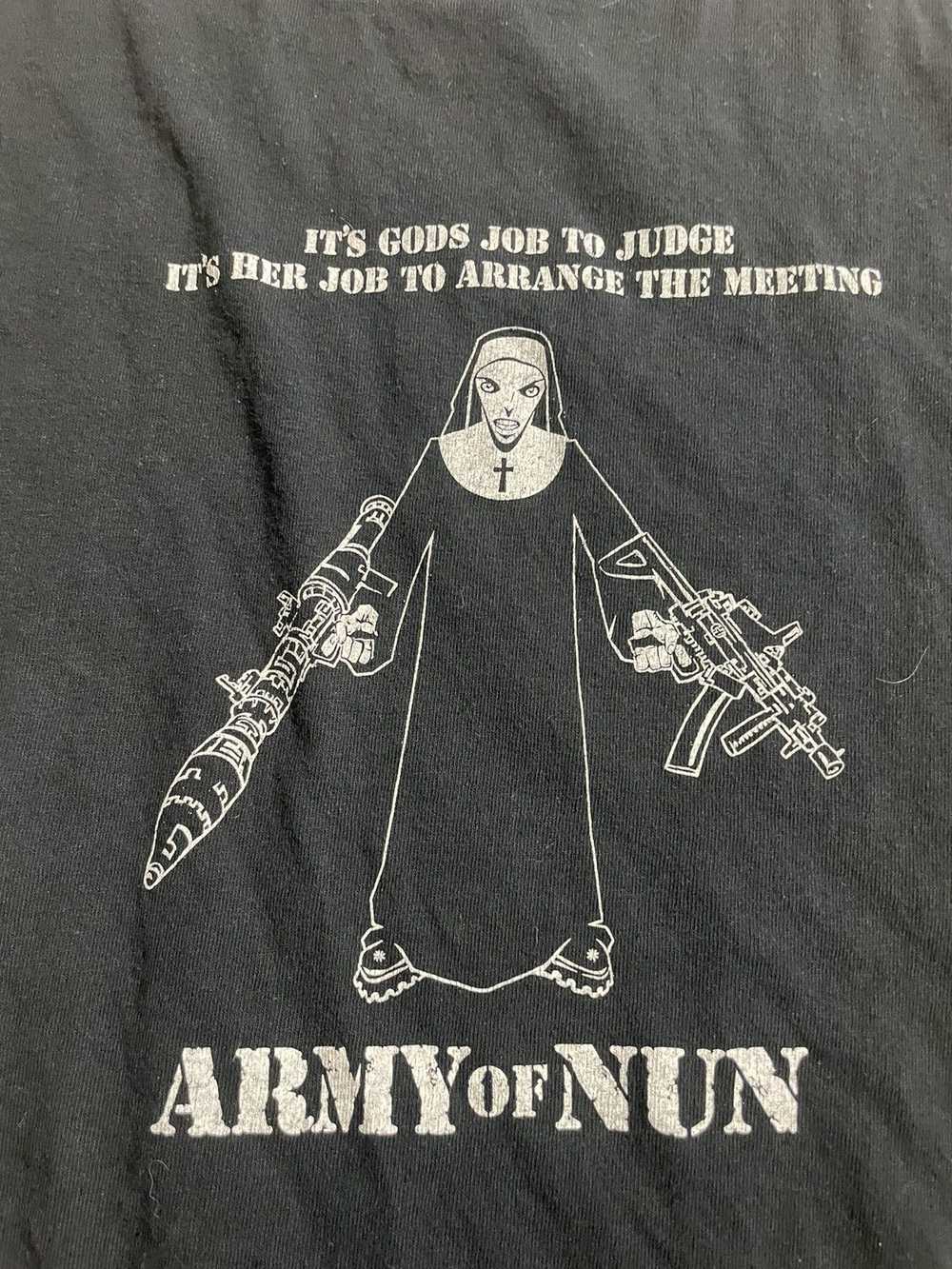 Humor × Streetwear × Vintage Vintage Y2K Nun with… - image 2