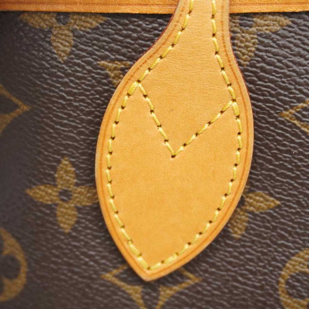 Louis Vuitton Neverfull leather handbag - image 6