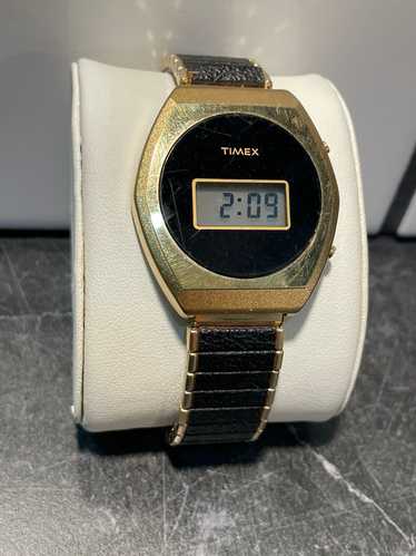 Timex × Vintage × Watch Vintage Digital Timex Blac