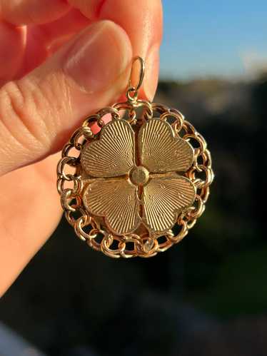 Reversible Four Leaf Clover