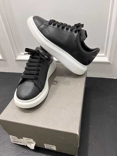 Alexander McQueen Oversized Sneaker Black