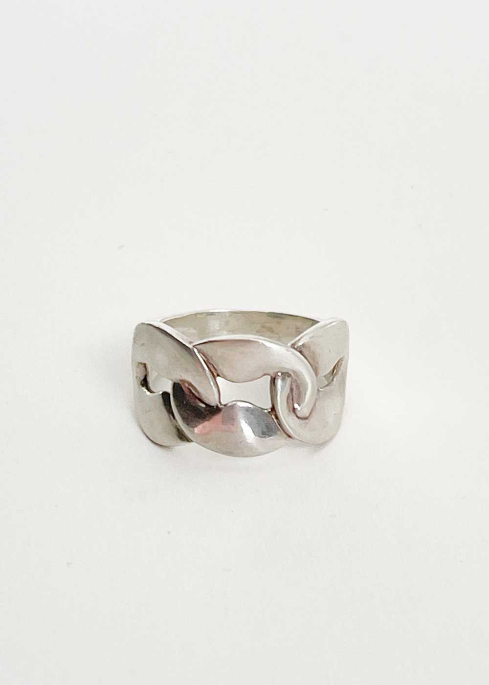 Vintage 1970s Silver Knot Ring - image 1