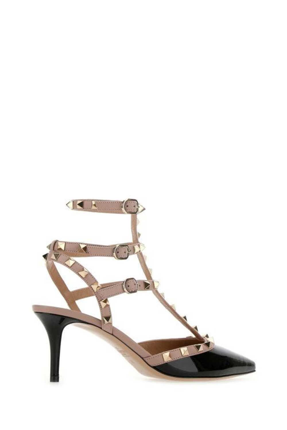 Valentino Garavani Two-Tone Leather Rockstud Pumps - image 5