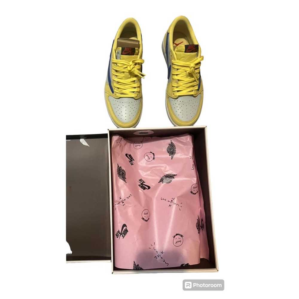 Nike x Travis Scott Air Jordan 1 leather low trai… - image 3